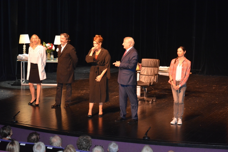 théâtre : une folie théâtre : une folie